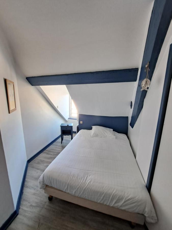 Le Mondes Hotel 3*